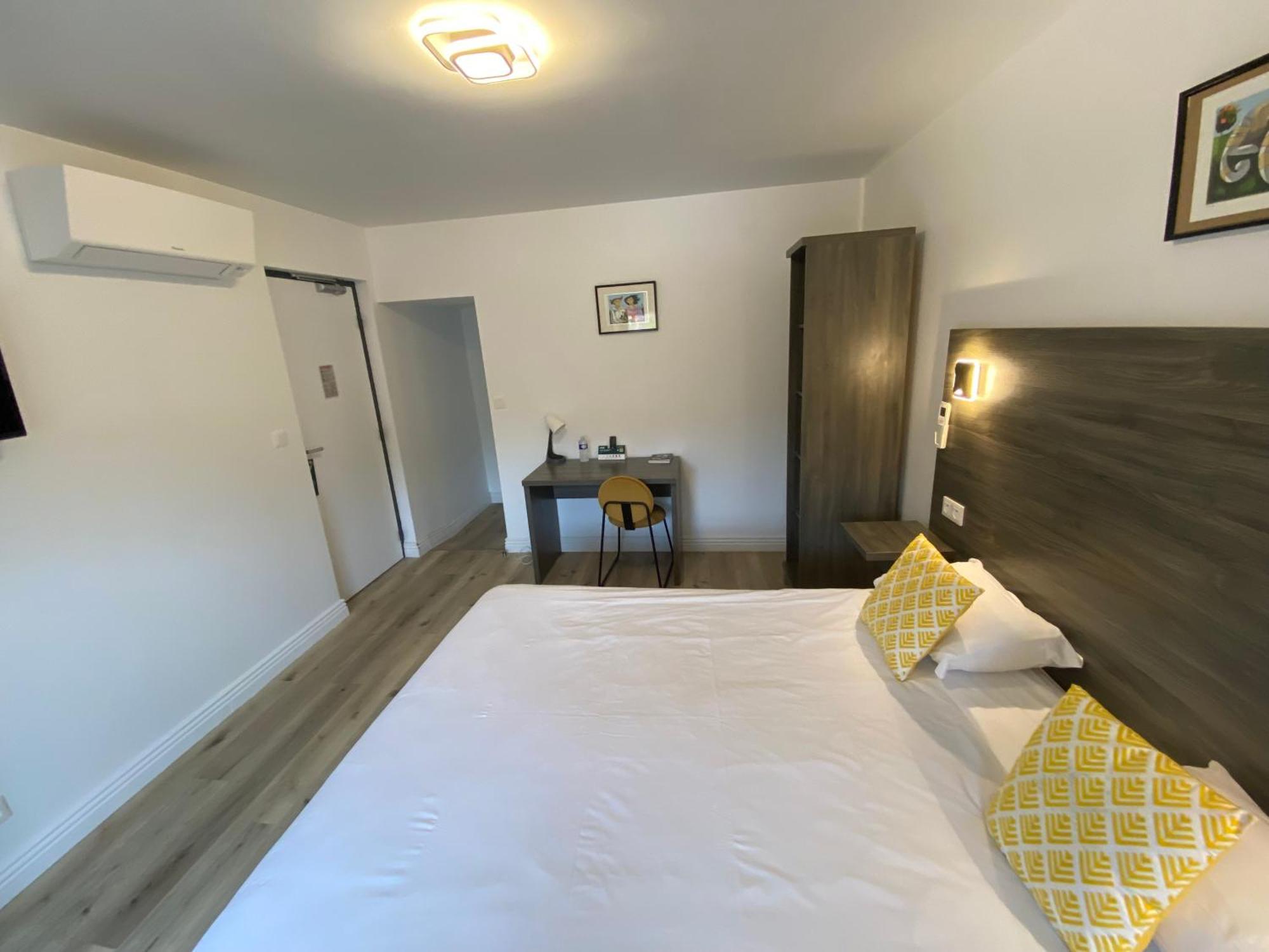 Relais Du Lac Villegusien-le-Lac Eksteriør billede